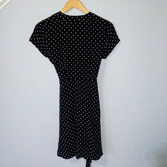 Old Navy Polka Dot Woven Wrap Dress-Size XS-Flutter Sleeve-V-Neck-Unlined - Picture 6 of 9